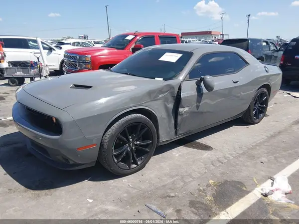2C3CDZAG1JH204518 — 2018 Dodge Challenger, фото 2 с аукциона IAAI, Левый бок