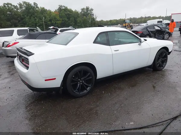 2C3CDZAG1JH246686 — 2018 Dodge Challenger, фото 4 с аукциона IAAI 03.10.2026, Передняя часть