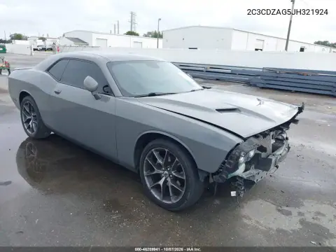 2C3CDZAG5JH321924 — 2018 Dodge Challenger, Передняя часть, фото до ремонта