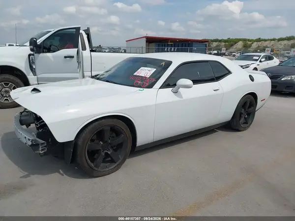 2C3CDZBT9KH578419 — 2019 Dodge Challenger, фото 2 с аукциона IAAI, Передняя часть