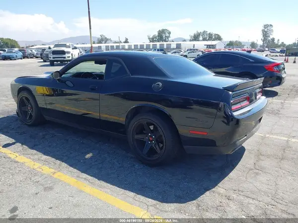 2C3CDZJG8KH672358 — 2019 Dodge Challenger, фото 3 с аукциона IAAI, Передняя часть справа