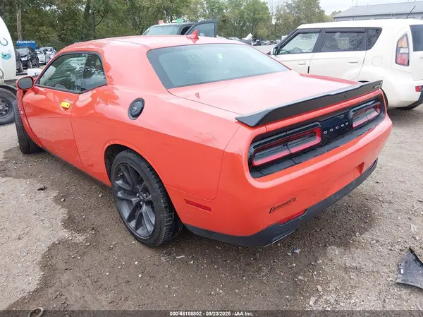 2C3CDZFJ3LH221442 — 2020 Dodge Challenger, фото 3 с аукциона IAAI, Передняя часть