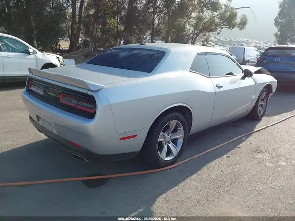 2C3CDZAG6LH159496 — 2020 Dodge Challenger, фото 4 с аукциона IAAI, Передняя часть