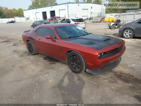 2C3CDZFJXLH235581 — 2020 Dodge Challenger, Справа сзади, фото до ремонта