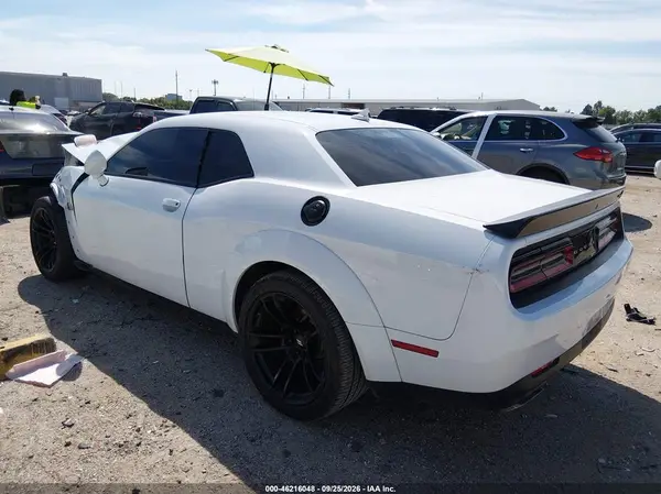 2C3CDZFJ9PH550216 — 2023 Dodge Challenger, фото 3 с аукциона IAAI, Передняя часть