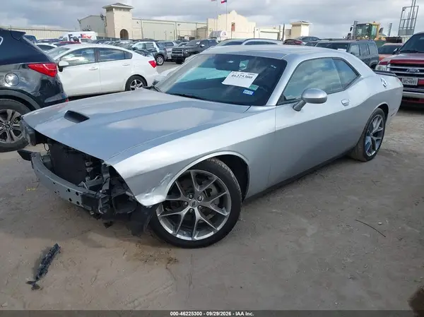 2C3CDZJG4PH558428 — 2023 Dodge Challenger, фото 2 с аукциона IAAI, Передняя часть