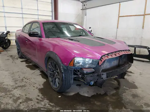 2C3CDXCT3EH211023 — 2014 Dodge Charger R/T, Передняя часть (Front End), фото до ремонта