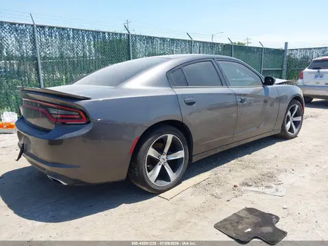 2017 Dodge Charger Se Rwd VIN 2C3CDXBG1HH654554 фото 4