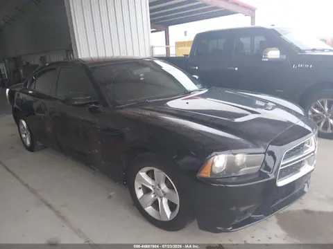2C3CDXBG1EH369770 — 2014 Dodge Charger SE, Передняя часть (Front End), фото до ремонта