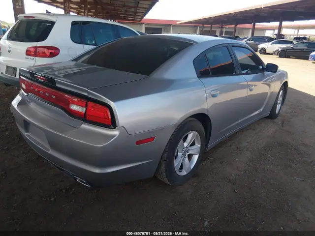 2C3CDXBG0EH283530 — 2014 Dodge Charger SE, фото 4 с аукциона IAAI 13.10.2026, Задняя часть слева