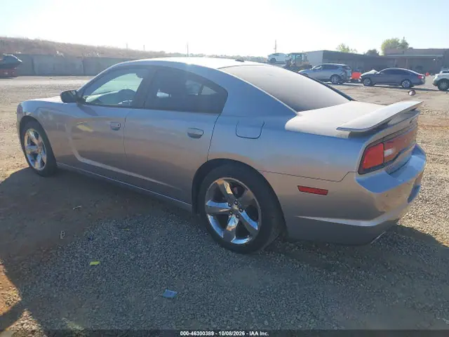 2C3CDXHG6EH180331 — 2014 Dodge Charger SXT Plus, фото 3 с аукциона IAAI 14.10.2026, Естественный износ