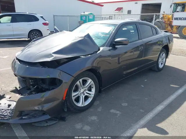2C3CDXBG5LH235261 — 2020 Dodge Charger SXT RWD, фото 2 с аукциона IAAI 13.10.2026, Правый бок