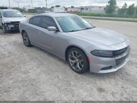 2C3CDXHG9GH179936 — 2016 Dodge Charger SXT, Пресная вода (Fresh Water), фото до ремонта