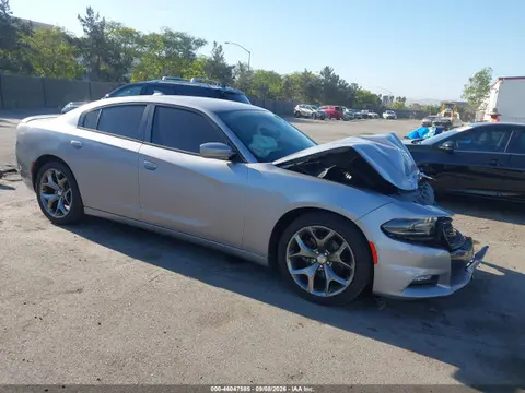 2C3CDXHG1GH328033 — 2016 Dodge Charger SXT, Передняя часть (Front End), фото до ремонта