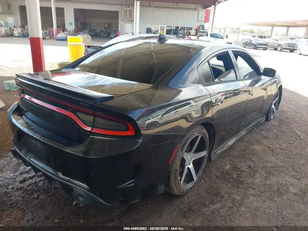 2C3CDXGJ5HH575151 — 2017 Dodge Charger, фото 4 с аукциона IAAI 06.10.2026, Естественный износ