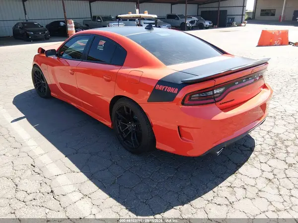 2C3CDXGJXHH583813 — 2017 Dodge Charger, фото 3 с аукциона IAAI, Передняя часть