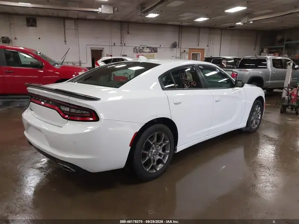 2C3CDXJG6HH538171 — 2017 Dodge Charger, фото 4 с аукциона IAAI, Передняя часть