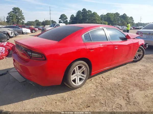 2C3CDXBGXHH552802 — 2017 Dodge Charger, фото 4 с аукциона IAAI, Передняя часть