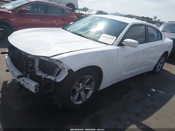 2C3CDXHG4JH186851 — 2018 Dodge Charger, фото 2 с аукциона IAAI 14.10.2026, Передняя часть