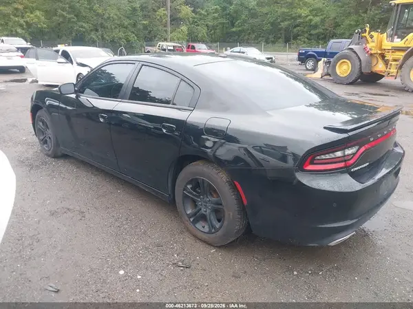 2C3CDXBG1KH650740 — 2019 Dodge Charger, фото 3 с аукциона IAAI 14.10.2026, Естественный износ