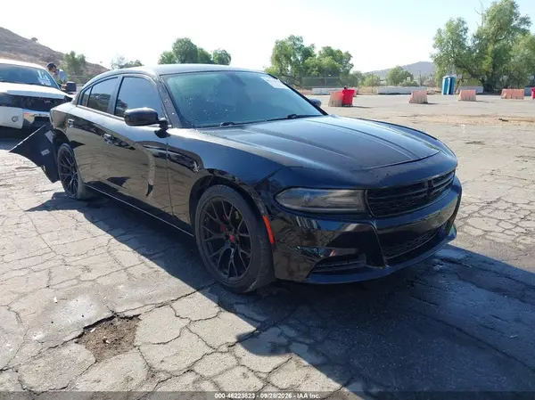 2C3CDXBG2KH657714 — 2019 Dodge Charger, Задняя часть (Rear), фото до ремонта