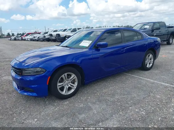 2C3CDXBG5LH190032 — 2020 Dodge Charger, фото 2 с аукциона IAAI 06.10.2026, Естественный износ