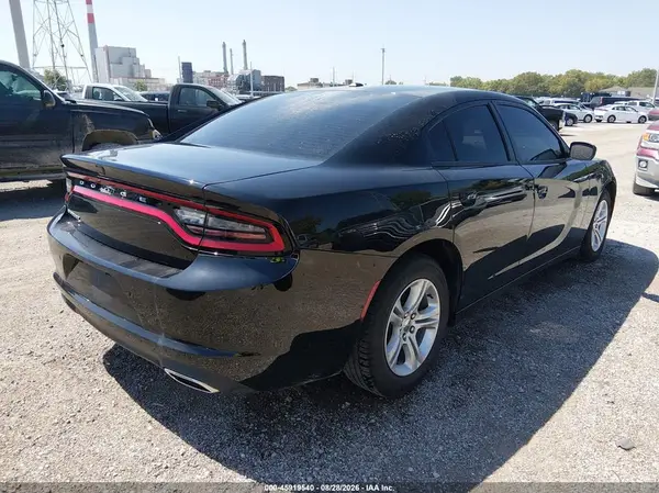 2C3CDXBG5LH190144 — 2020 Dodge Charger, фото 4 с аукциона IAAI 06.10.2026, Естественный износ