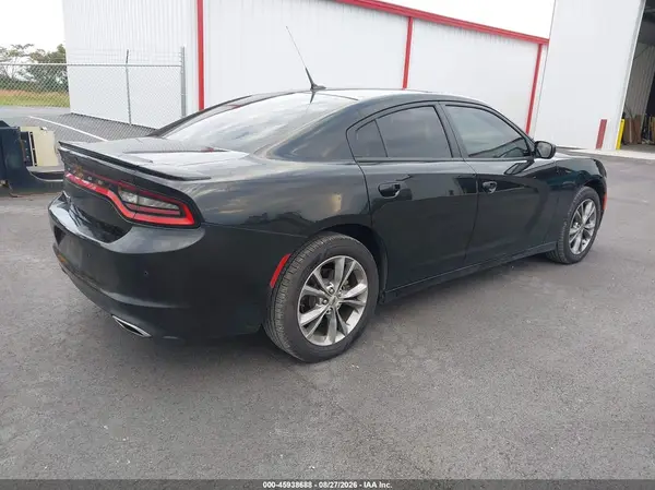 2C3CDXJG6LH102655 — 2020 Dodge Charger, фото 4 с аукциона IAAI 06.10.2026, Естественный износ