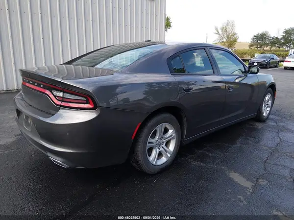 2C3CDXBG6LH165771 — 2020 Dodge Charger, фото 4 с аукциона IAAI 05.10.2026, Естественный износ