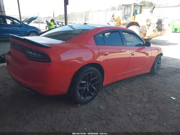 2C3CDXBG9LH232928 — 2020 Dodge Charger, фото 4 с аукциона IAAI, Передняя часть