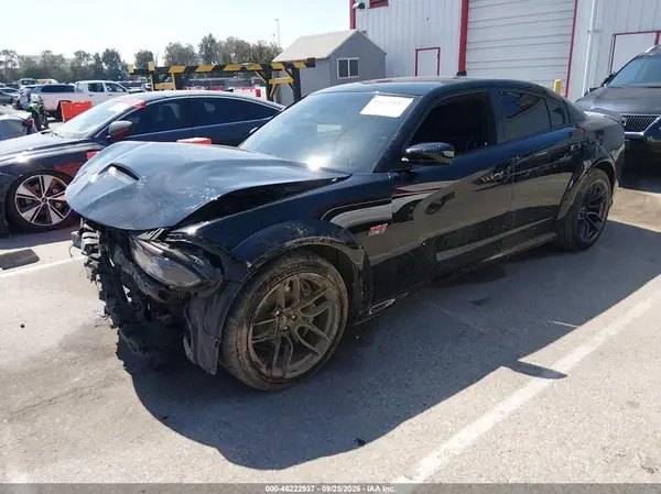 2C3CDXGJ5LH180069 — 2020 Dodge Charger, фото 2 с аукциона IAAI, Передняя часть