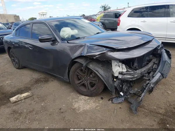 2C3CDXBG0MH624844 — 2021 Dodge Charger, Передняя часть (Front End), фото до ремонта