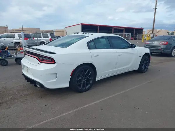 2C3CDXCT1MH675037 — 2021 Dodge Charger, фото 4 с аукциона IAAI, Передняя часть слева