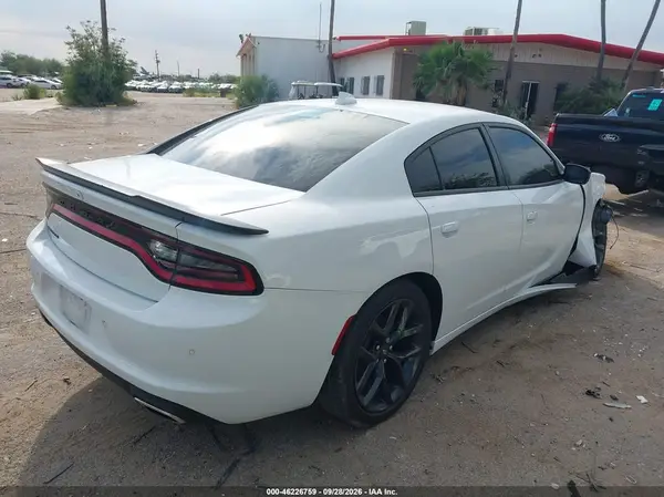 2C3CDXBG5PH565052 — 2023 Dodge Charger, фото 4 с аукциона IAAI, Передняя часть справа