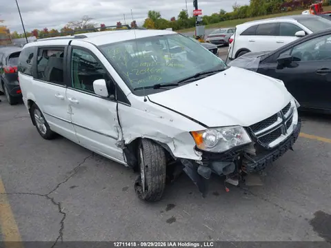 2C4RDGDG2ER204629 — 2014 Dodge Grand Caravan Crew, Передняя часть слева (Left Front), фото до ремонта