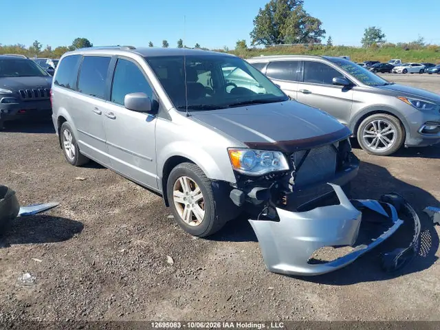 2C4RDGDG3GR241112 — 2016 Dodge Grand Caravan Crew, Передняя часть (Front), фото до ремонта