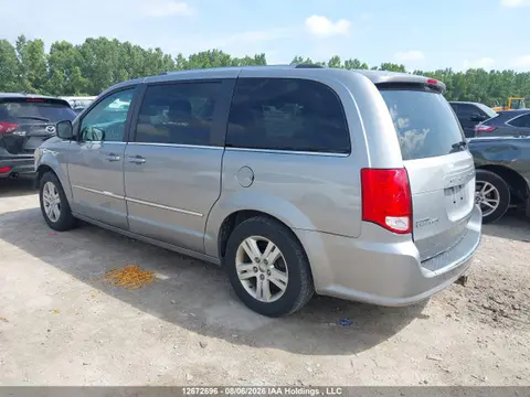 2017 Dodge Grand Caravan Crew VIN 2C4RDGDG8HR878398 фото 3