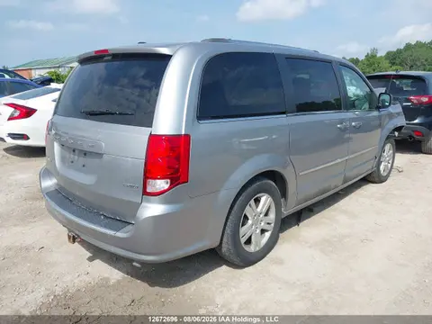 2017 Dodge Grand Caravan Crew VIN 2C4RDGDG8HR878398 фото 4