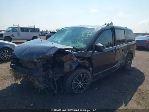 2018 Dodge Grand Caravan Crew VIN 2C4RDGDGXJR323586 фото 2