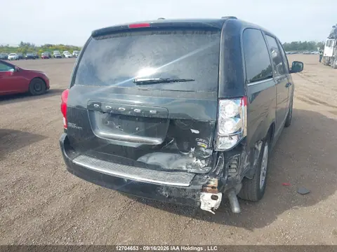2018 Dodge Grand Caravan Crew VIN 2C4RDGDG8JR288398 фото 4