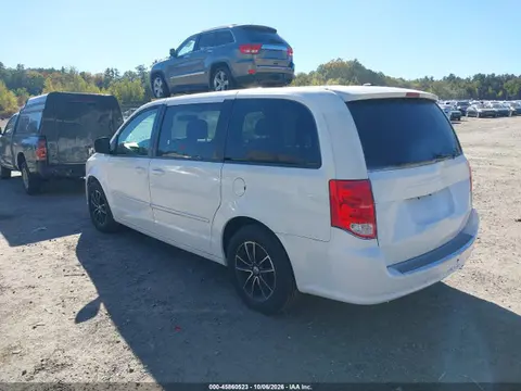 2017 Dodge Grand Caravan Gt VIN 2C4RDGEG3HR574667 фото 3