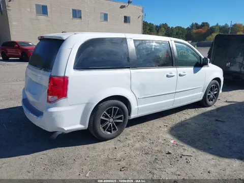 2017 Dodge Grand Caravan Gt VIN 2C4RDGEG3HR574667 фото 4