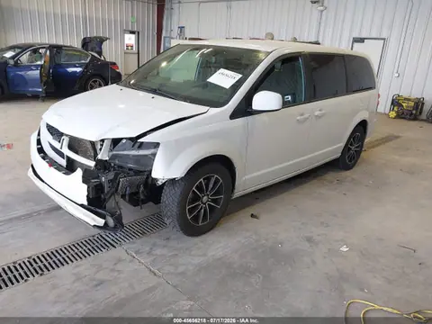 2019 Dodge Grand Caravan Gt VIN 2C4RDGEG4KR536856 фото 2
