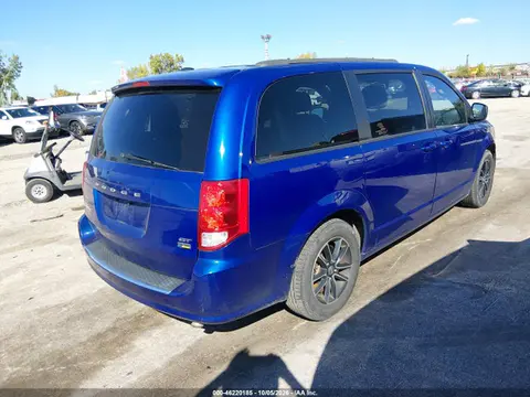 2019 Dodge Grand Caravan Gt VIN 2C4RDGEG6KR647764 фото 4