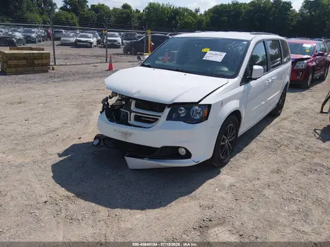 2015 Dodge Grand Caravan R/t VIN 2C4RDGEGXFR681034 фото 2