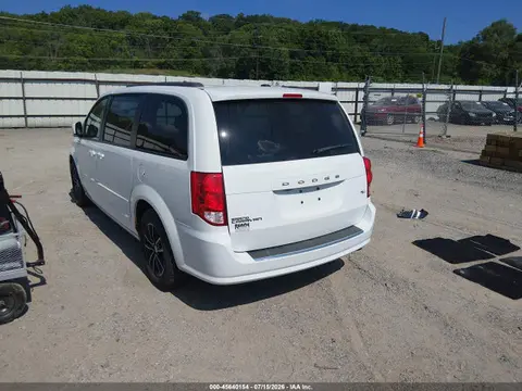 2015 Dodge Grand Caravan R/t VIN 2C4RDGEGXFR681034 фото 3