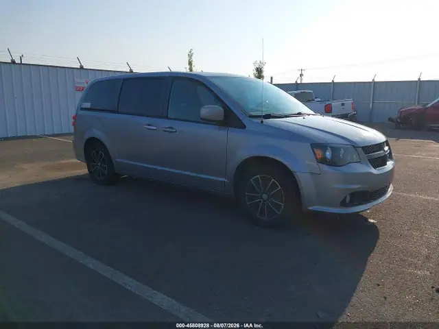2C4RDGBG8JR153232 — 2018 Dodge Grand Caravan SE Plus, Задняя часть (Rear), фото до ремонта