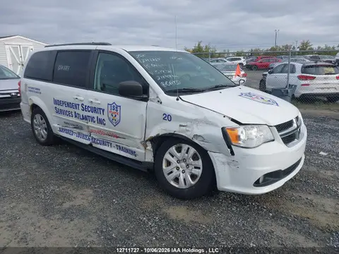 2C4RDGBG3FR518360 — 2015 Dodge Grand Caravan SE/SXT, Правый бок (Right Side), фото до ремонта