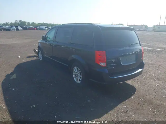 2C4RDGBG2HR718729 — 2017 Dodge Grand Caravan SE, фото 3 с аукциона IAAI 13.10.2026, Передняя часть