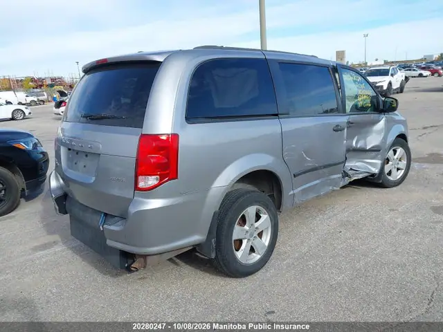 2C4RDGBG2HR869456 — 2017 Dodge Grand Caravan SE, фото 4 с аукциона IAAI 14.10.2026, Правый бок